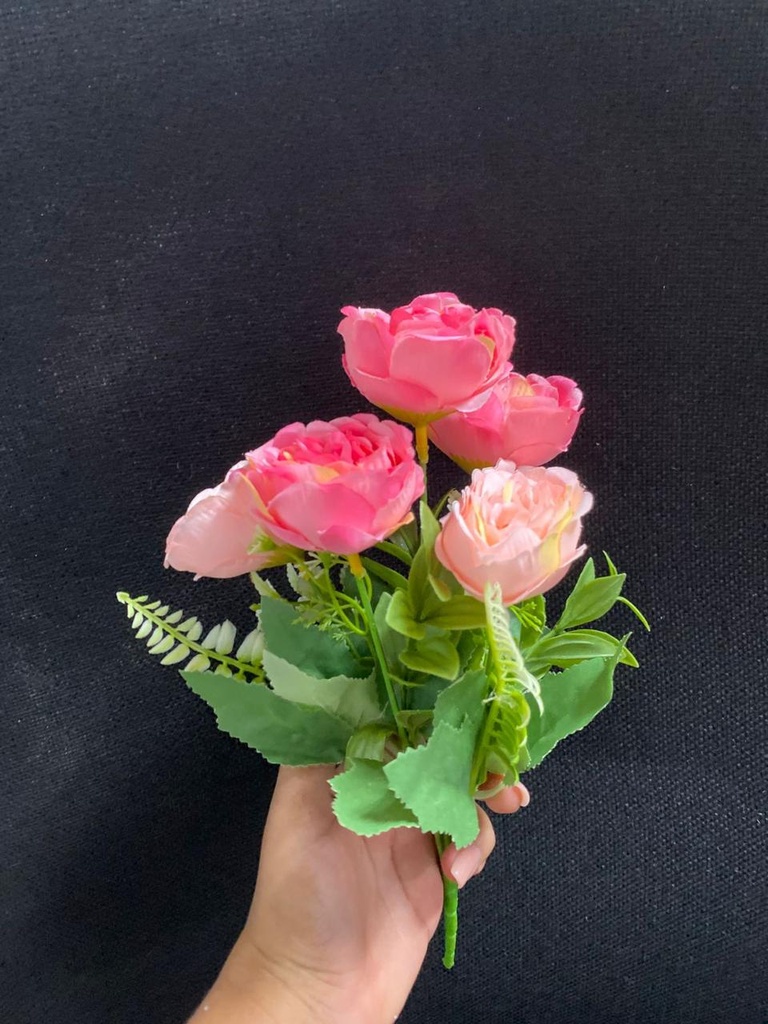 RAMO DE FLOR MINI 4 CABEZAS ROSADO